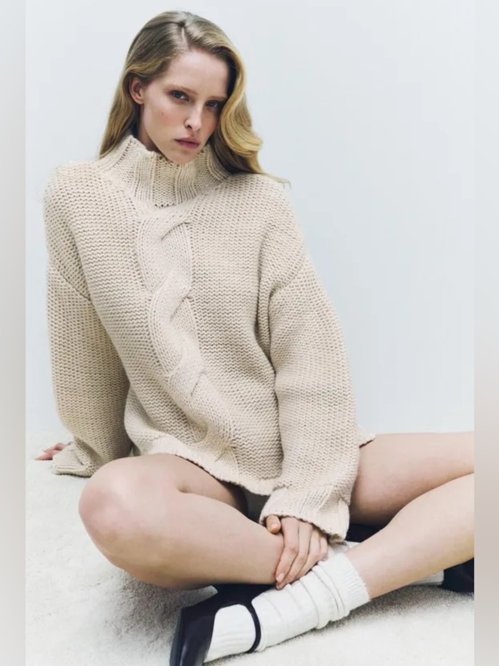 New ZARA Cozy Chunky Cream Cable Knit Sweater